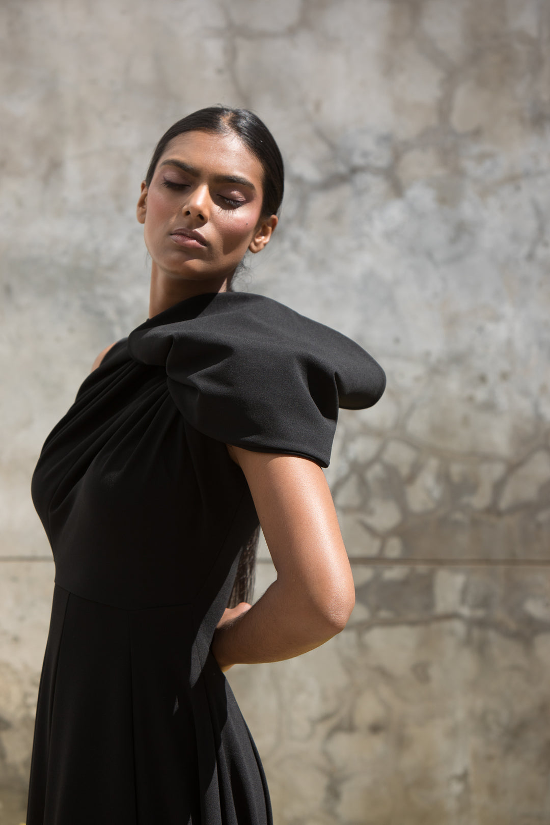 black drape dress The Asymmetrical – ERRE Fashion dress for Lady White Sexy Lace Backless Make an entrance with Color:Cabernet