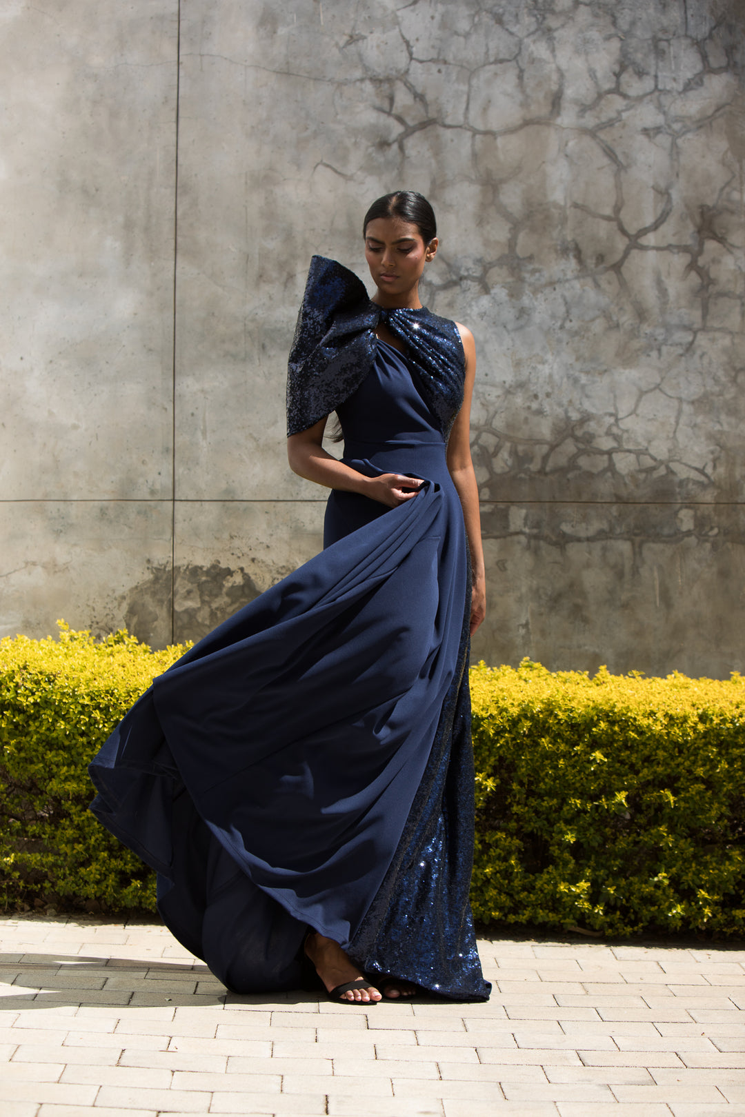 The One Shoulder Bow Dress Navy – ERRE Fashion