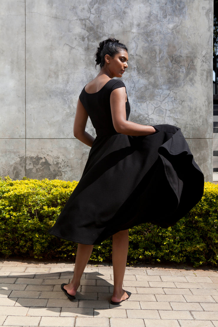 The Juno dress- Black