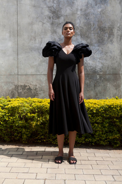 The Nerio Dress - Black