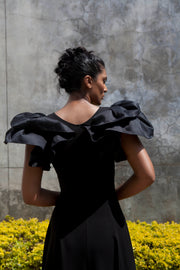 The Nerio Dress - Black