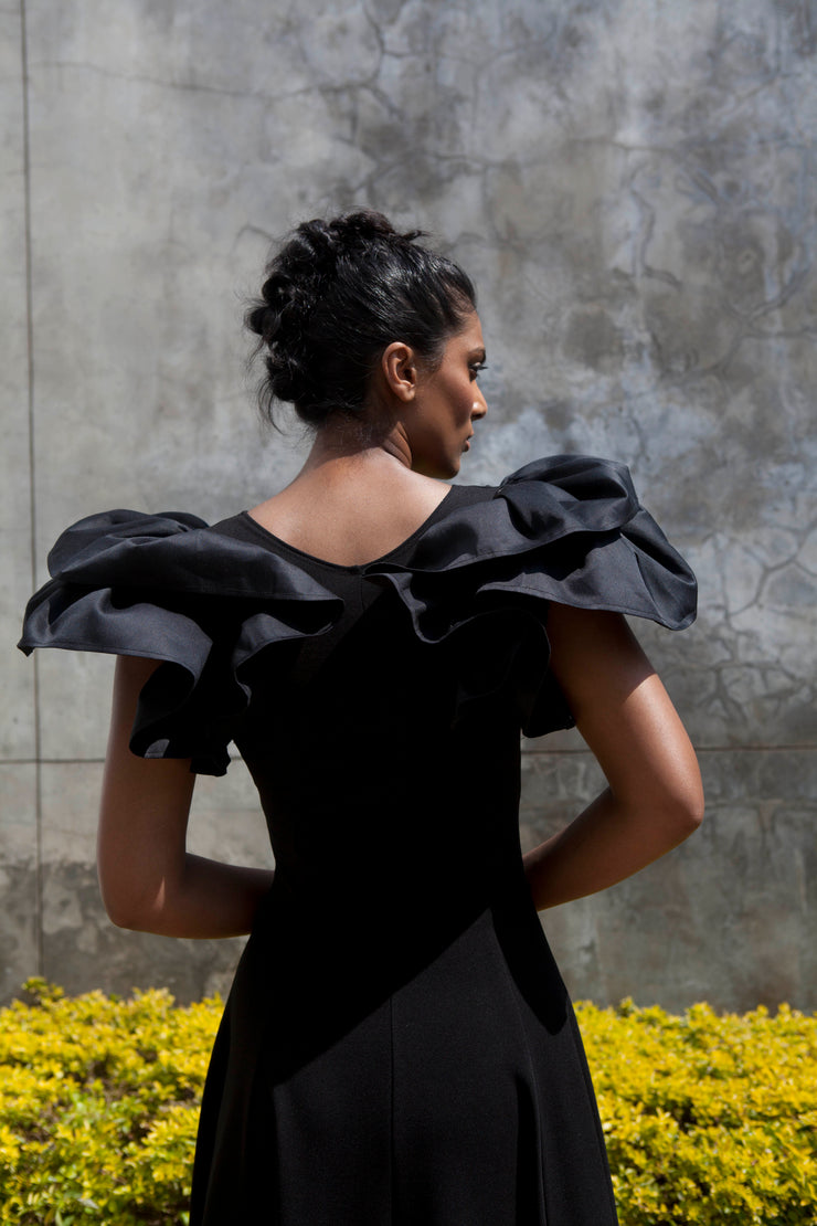 The Nerio Dress - Black