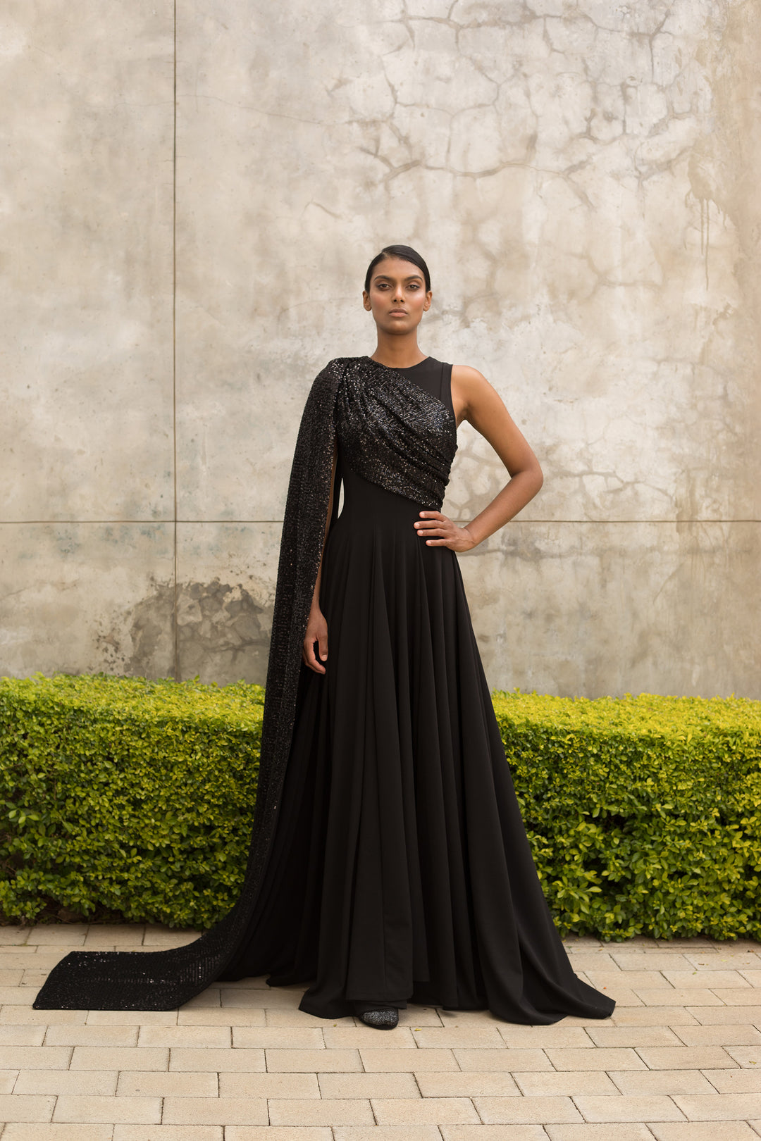 deres 9th draping dress: noir 2 deres 9th draping dress: noir 2