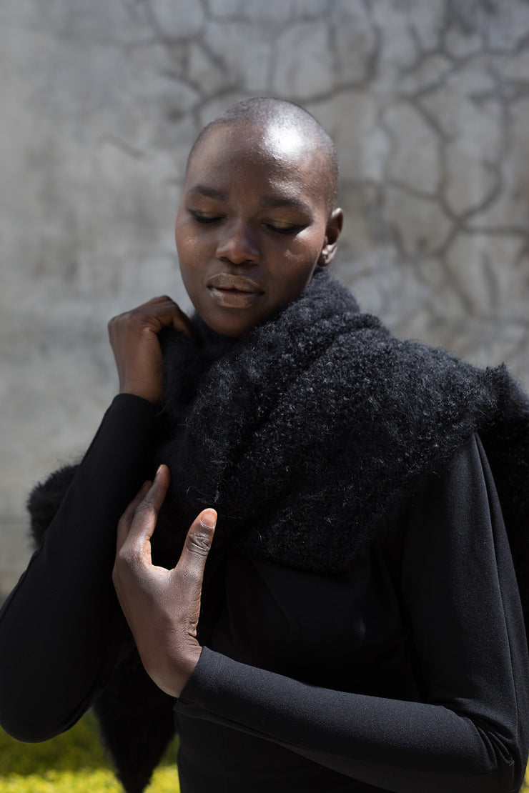 The MOHAIR Scarf - Black